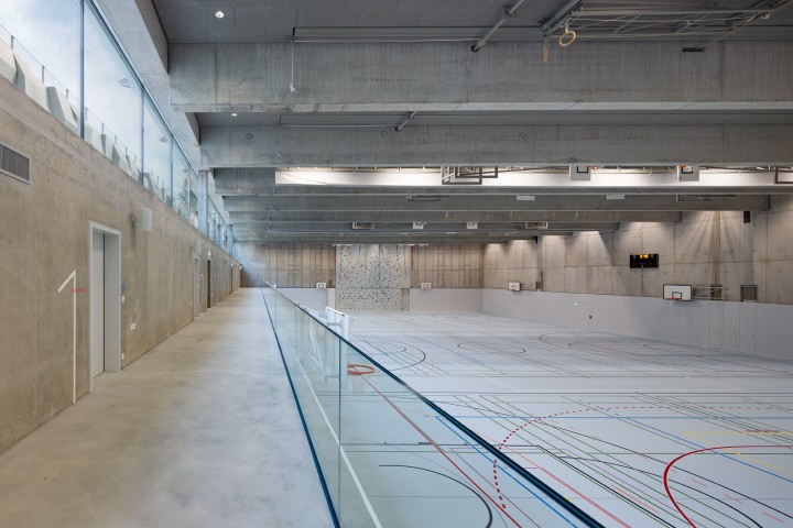 Wettingen Turnhalle 007 v2