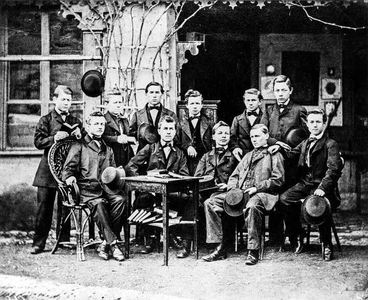 1864 Frutiger Johann Konfirmation Gruppenportraet