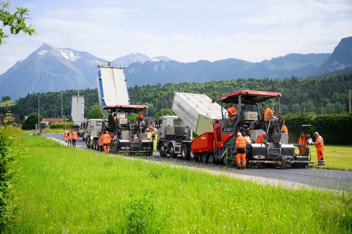 2024 Referenz Asphalt Gwatt Thun Strassenbau 9