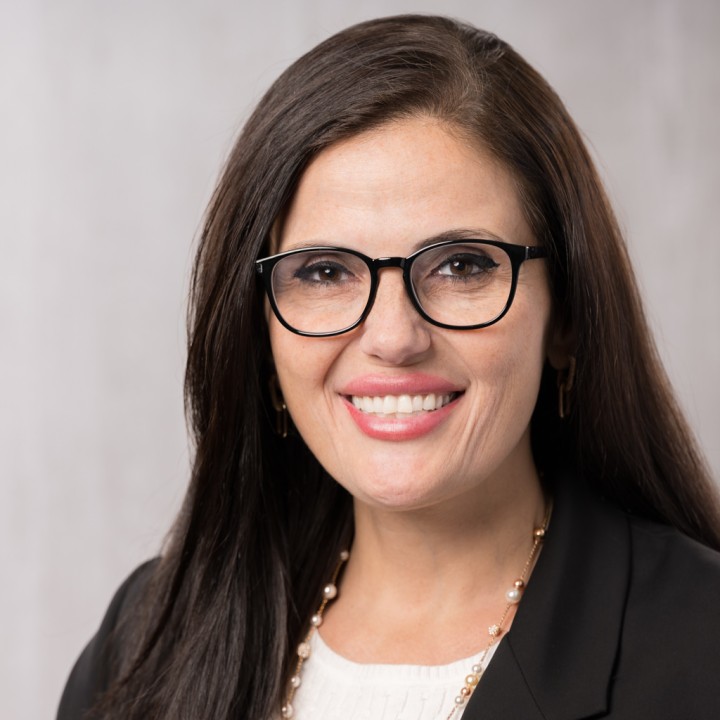 web 03 frutiger portrait narin hermez davidschweizer